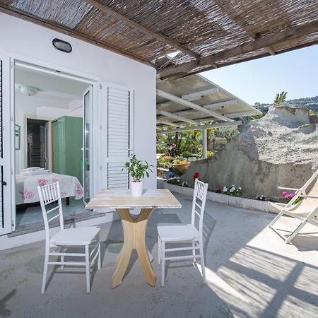 Villa Al Mare - Famiglia Calise Forio di Ischia Exteriör bild