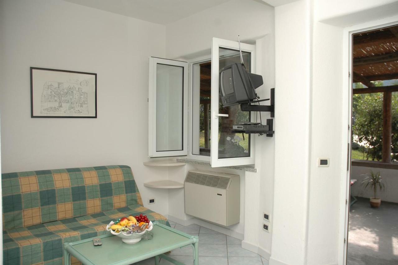 Villa Al Mare - Famiglia Calise Forio di Ischia Exteriör bild