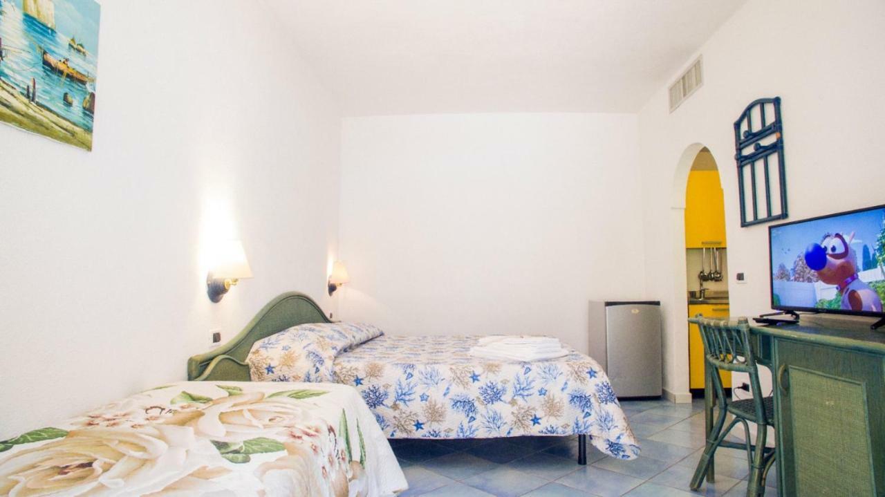 Villa Al Mare - Famiglia Calise Forio di Ischia Exteriör bild